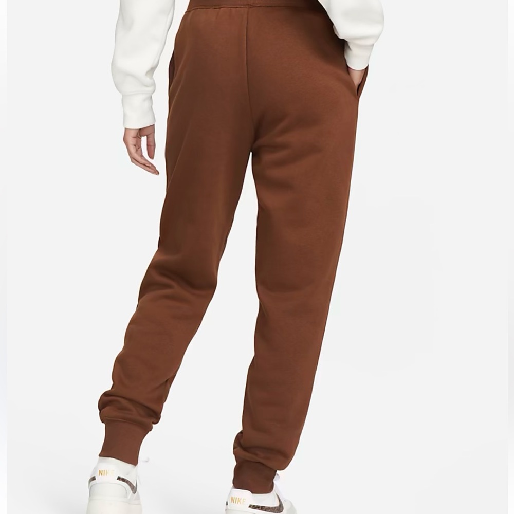Nike joggers